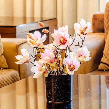 Britannia Suites Beirut Esterno foto