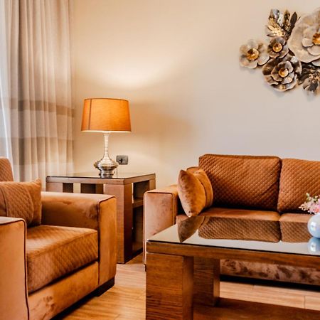 Britannia Suites Beirut Esterno foto