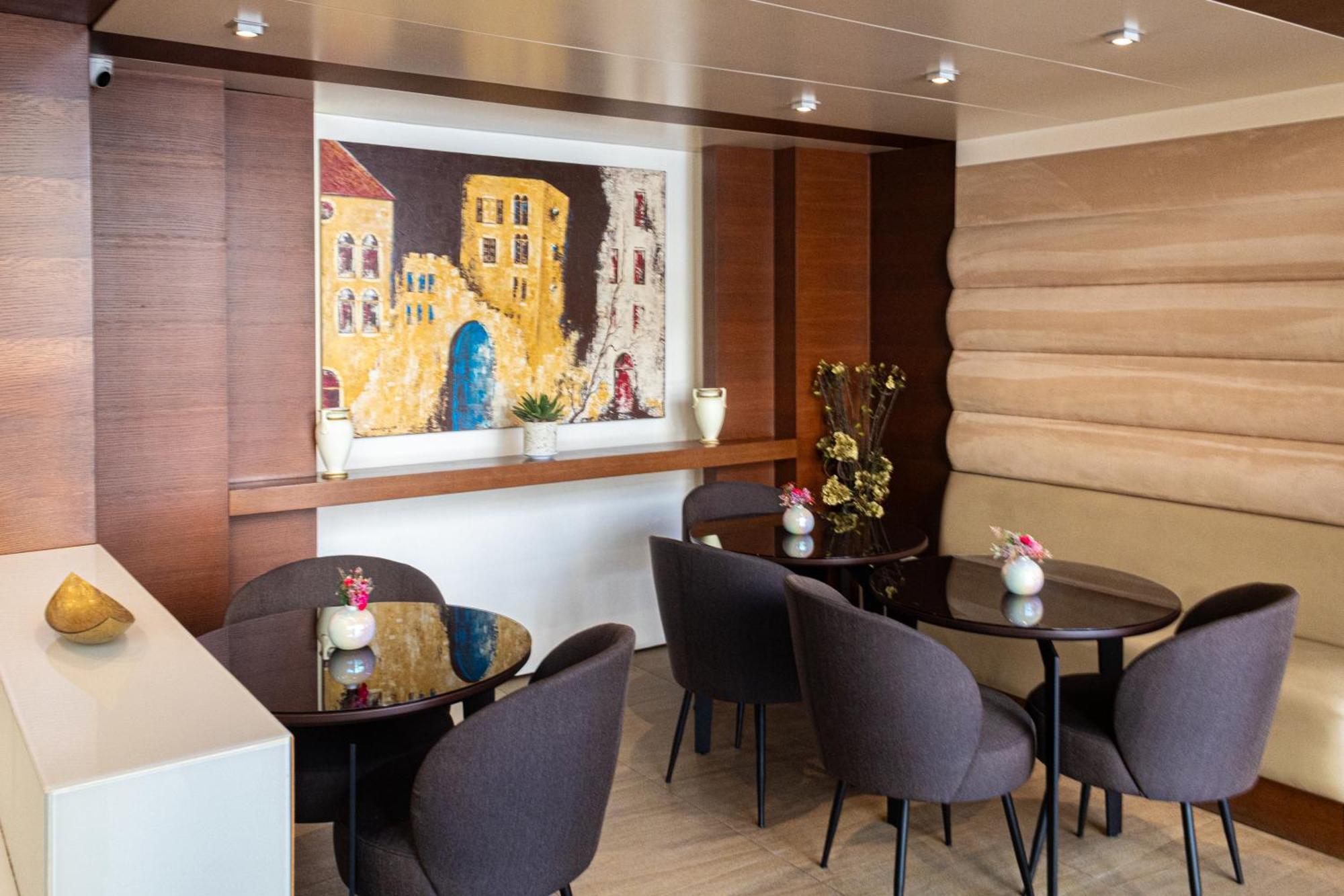 Britannia Suites Beirut Esterno foto