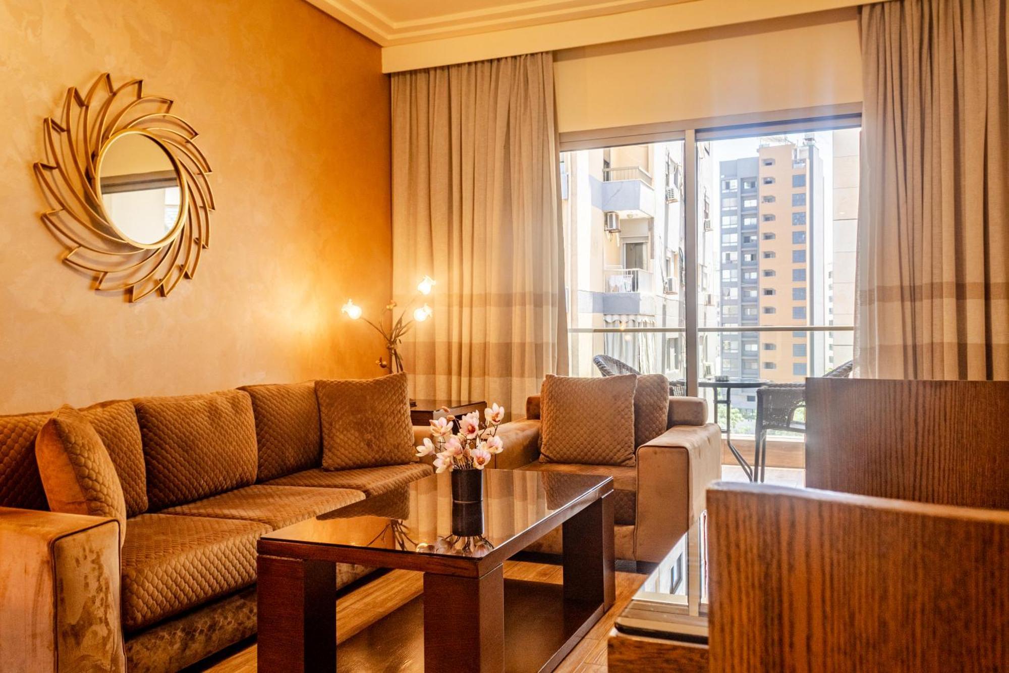 Britannia Suites Beirut Esterno foto