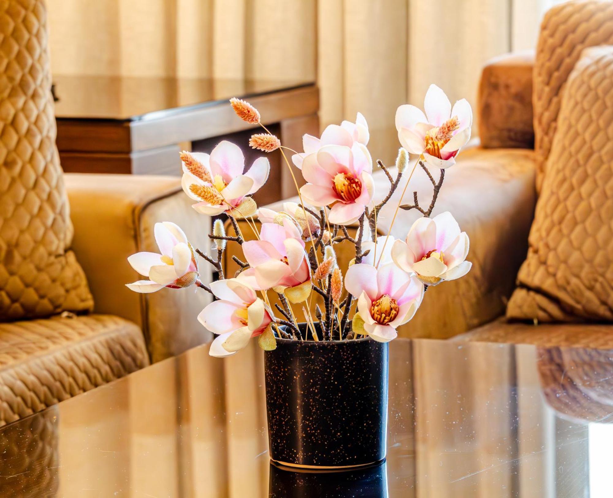 Britannia Suites Beirut Esterno foto