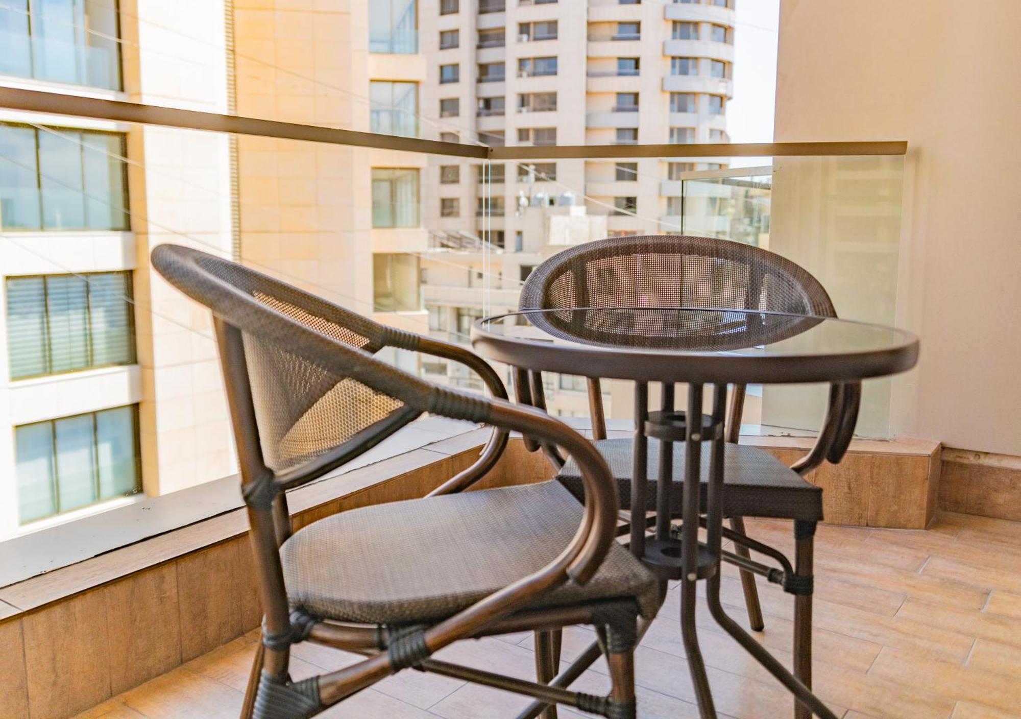 Britannia Suites Beirut Esterno foto